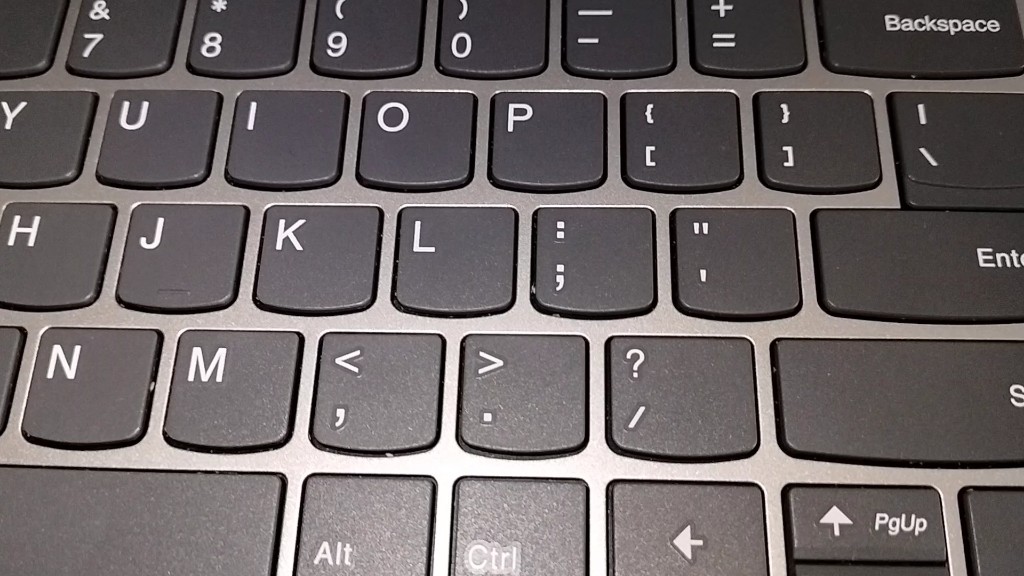 娜塔莎的老妈会让老爸跪榴莲吗?