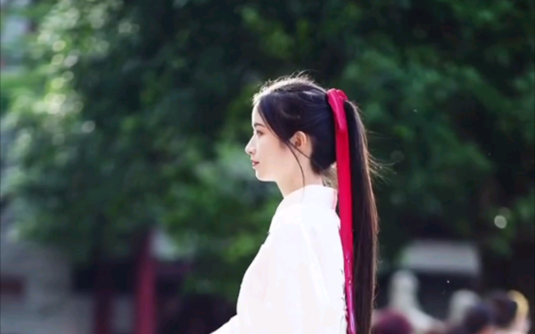 【零青子】那些看起来花里胡哨的衣服