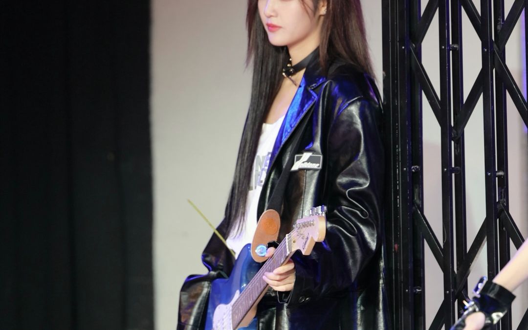 孙语姗 20231111 偶像运动会 猎梦 focus