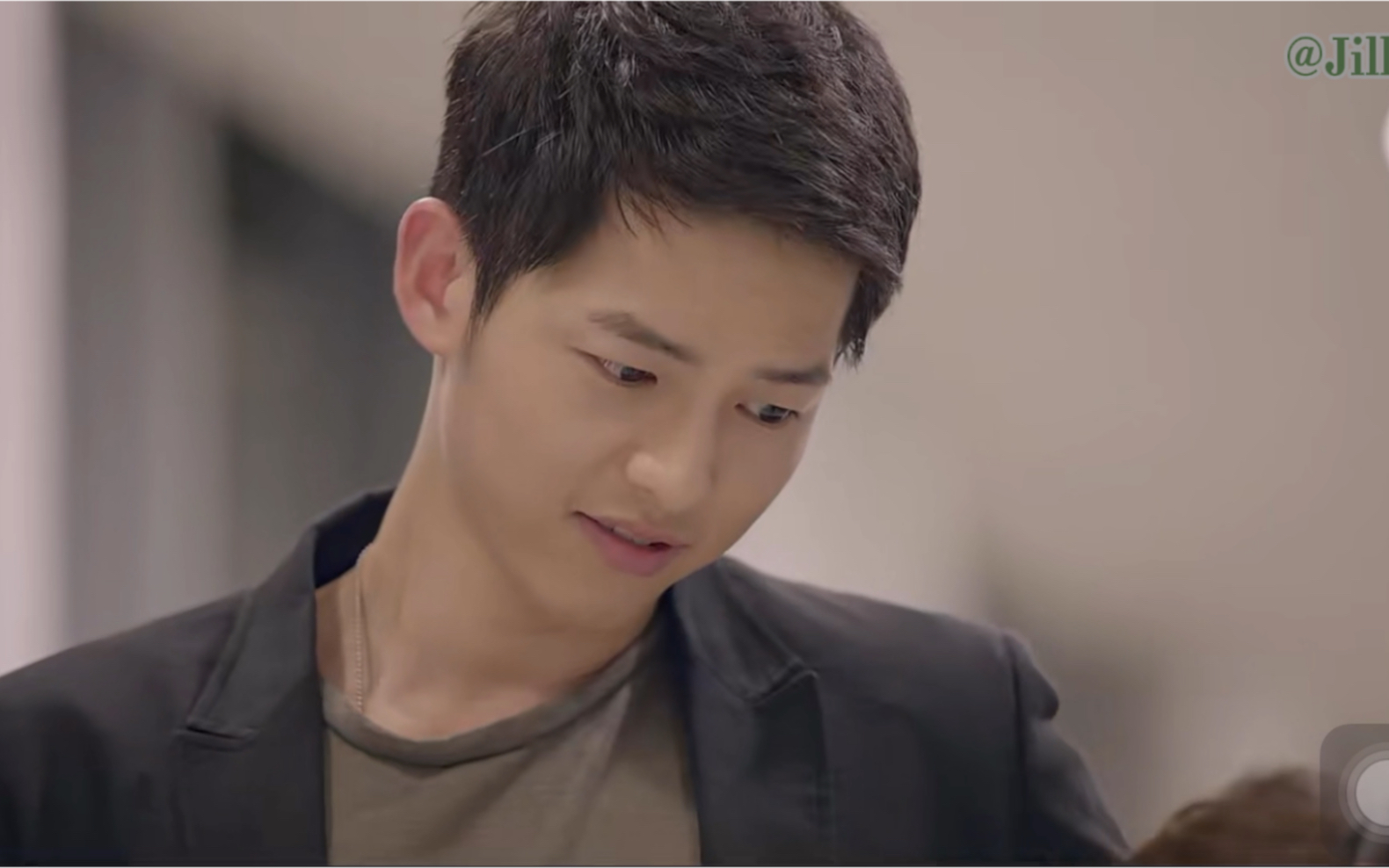 【柳时镇笑容混剪:大尉的笑容也太迷人了～】