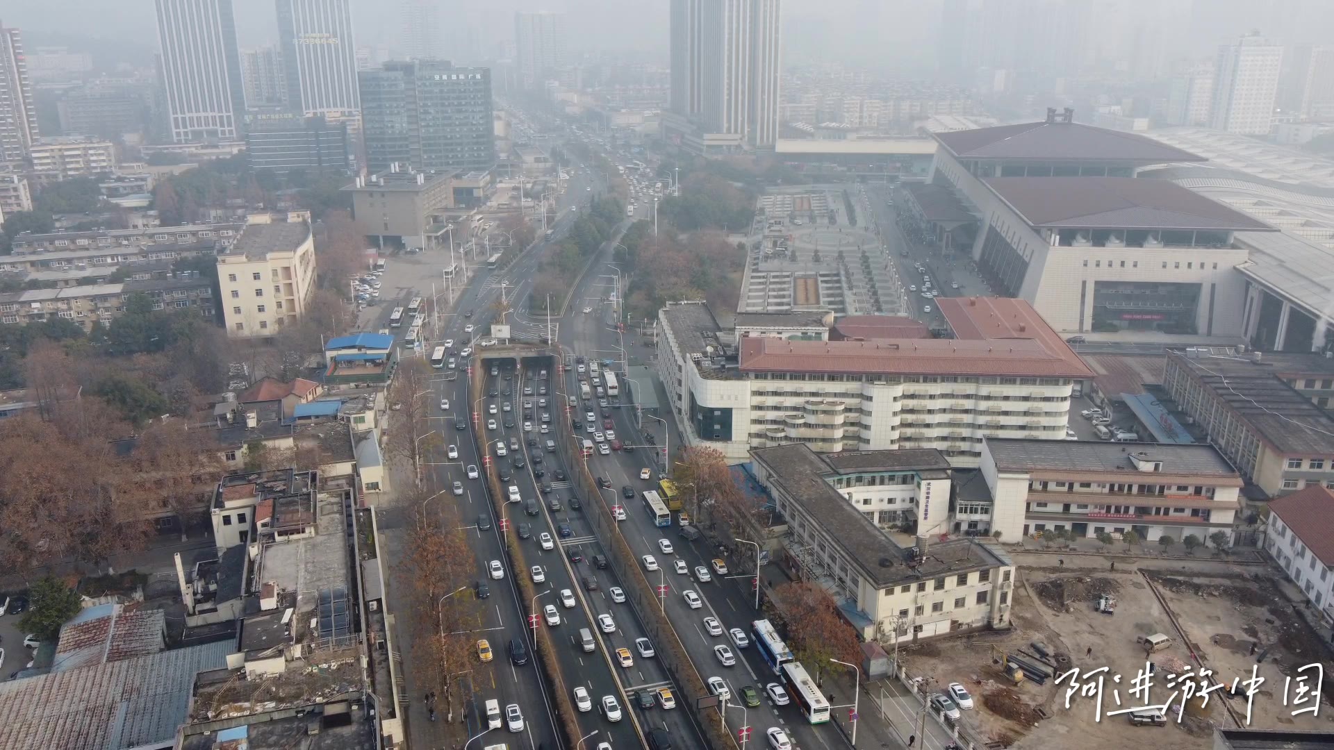 [图]湖北省武汉市，武汉武昌区现状，非常的繁华！