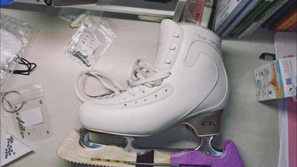 edea七星ice fly烫钻过程 给冰鞋加点装饰吧_哔哩哔哩_bilibili