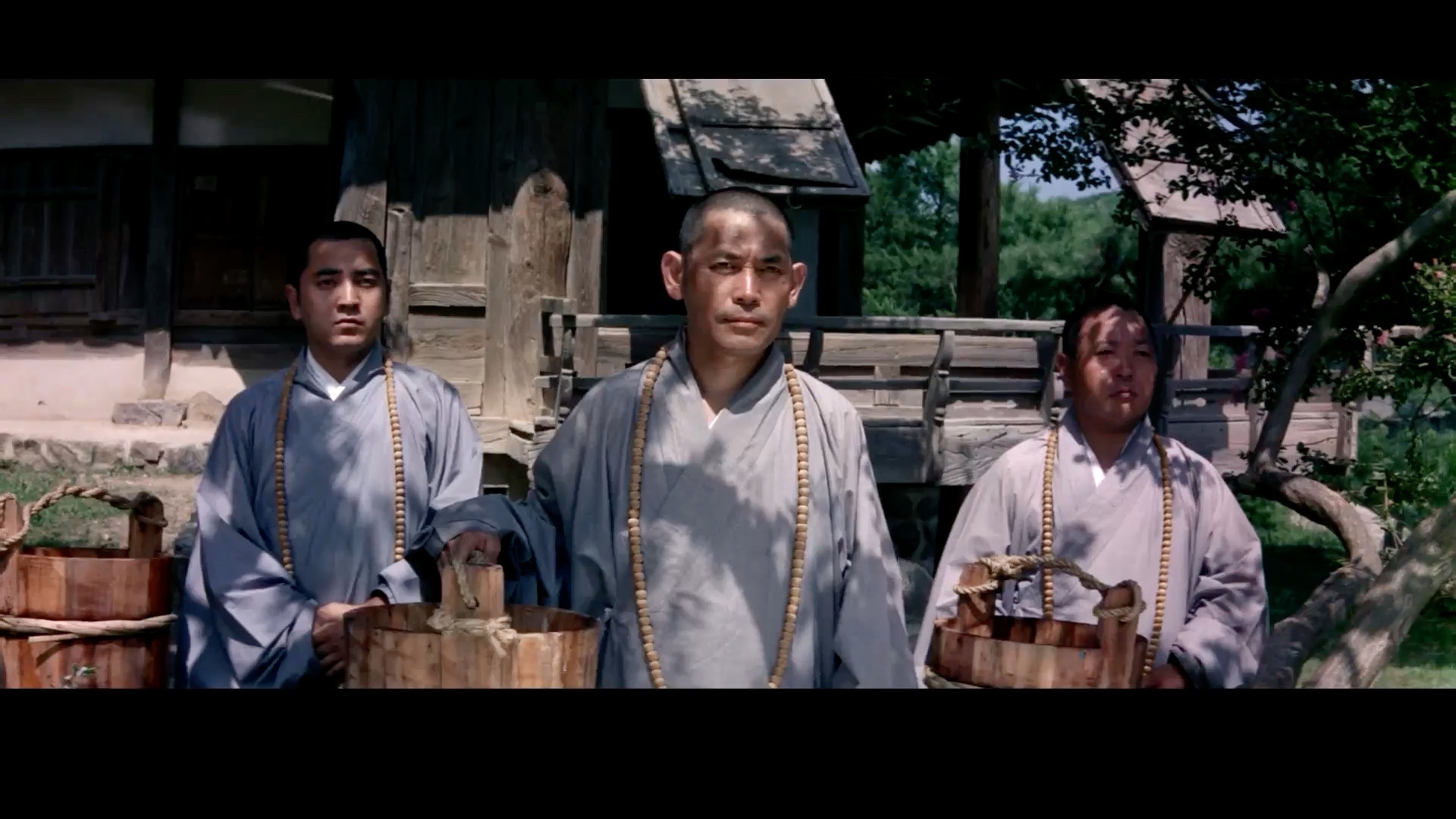 中国最禅意电影-三个和尚提三桶水讲道理,谁讲得好