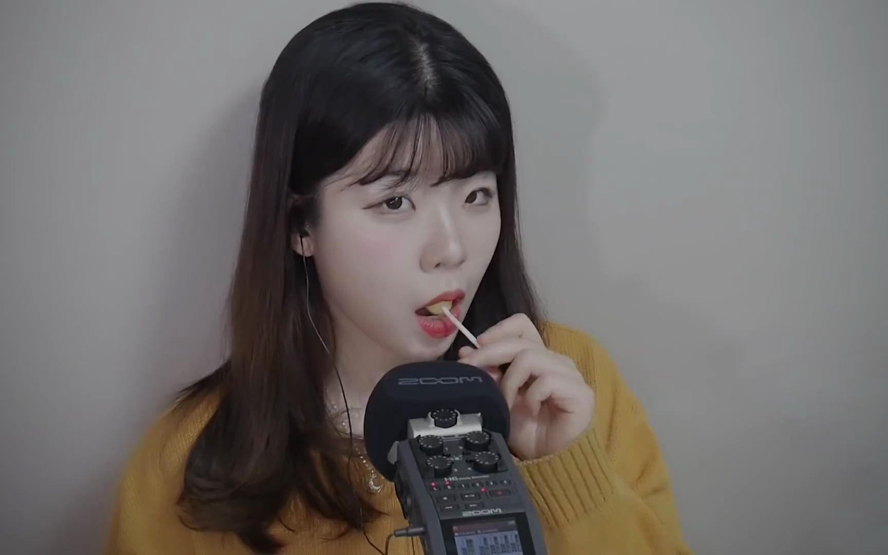 【yeonchu】asmr助眠视频吃棒棒糖