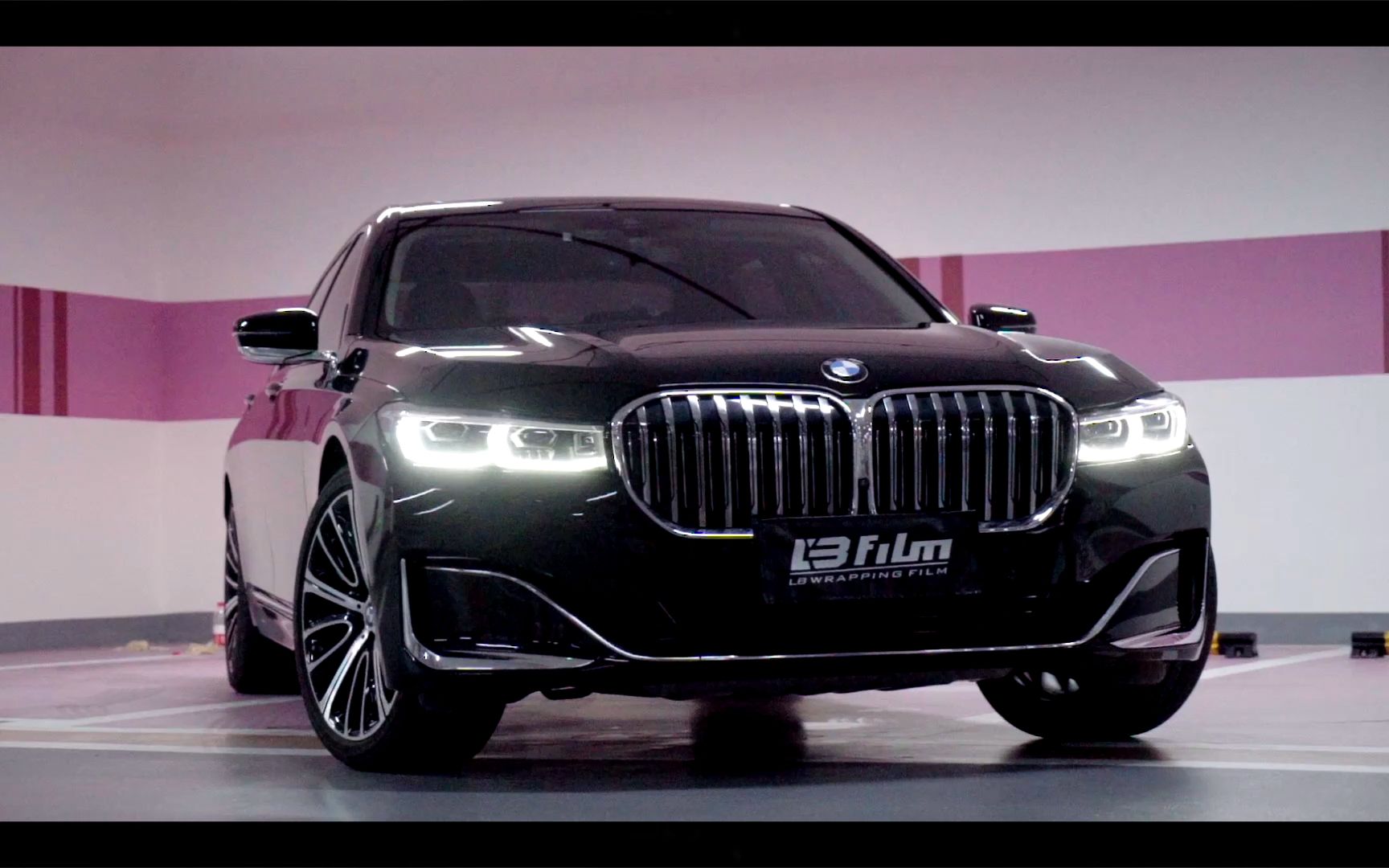 宝马7系改黑武士