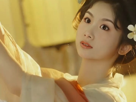 我这个住在清真连国食杂店的真正的张雪婷的ai合成视频51!