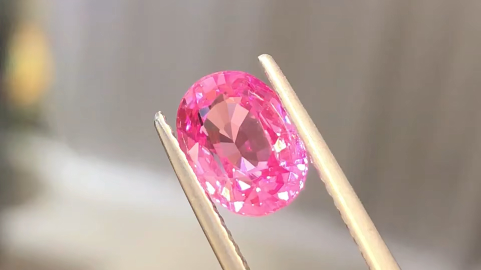 204克拉无烧帕帕拉恰色标级莲花色全干净玻璃体