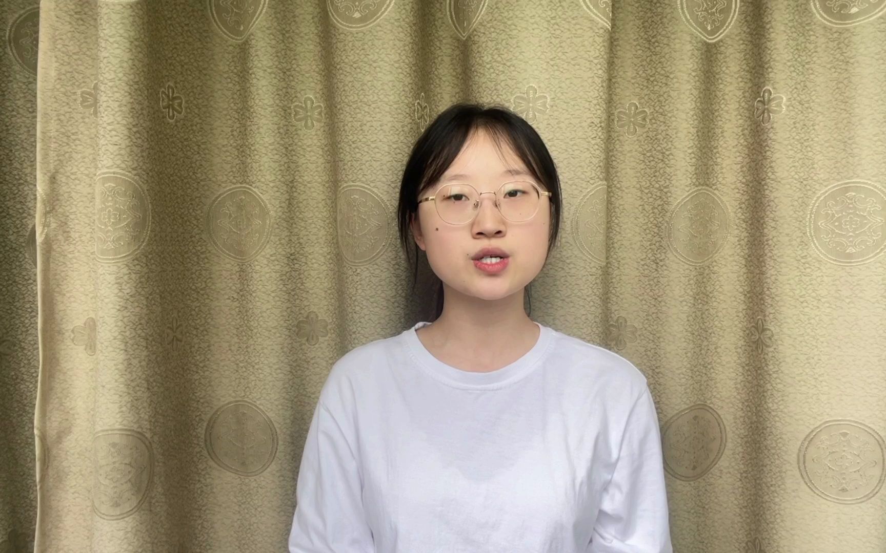 新闻与传播学院 熊倩