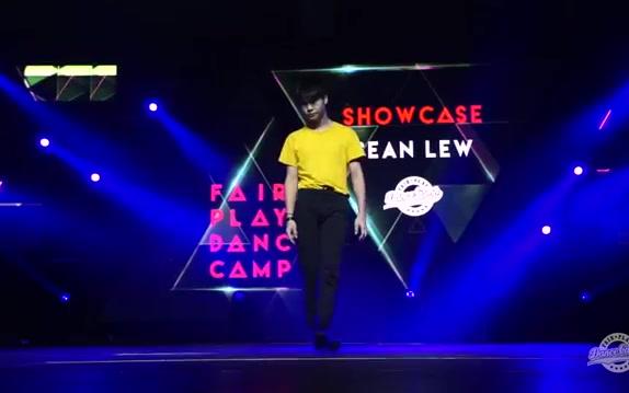 Sean Lew freestyle表演 'Lifting you' by Michael Blume | 2018 Fair Play Dance Camp哔哩哔哩bilibili