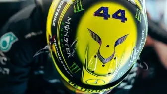 F1 2021 和群友线上跑跑  （感谢老姚掉线还的冠军 键盘党太菜勿喷）