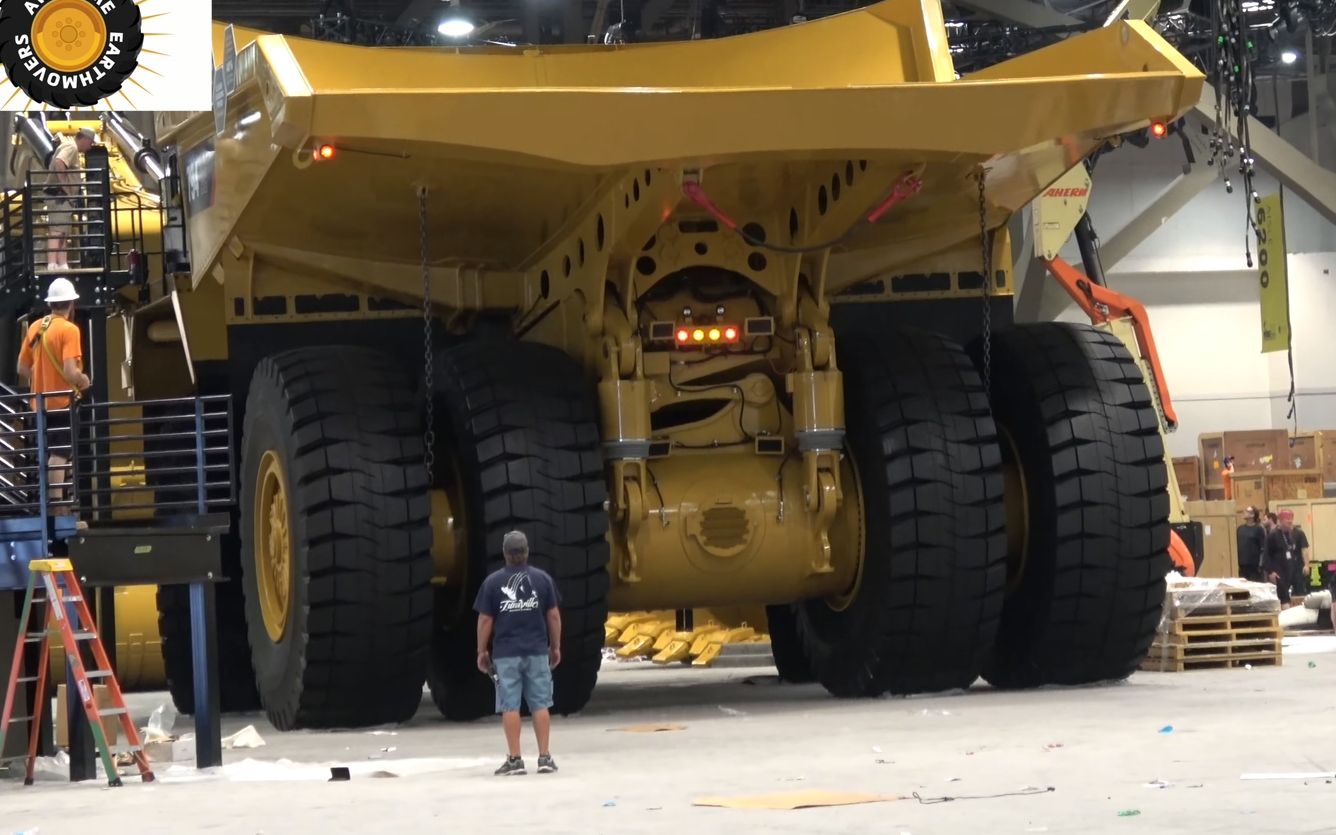 【钢铁巨兽】巨型工程车cat 794ac