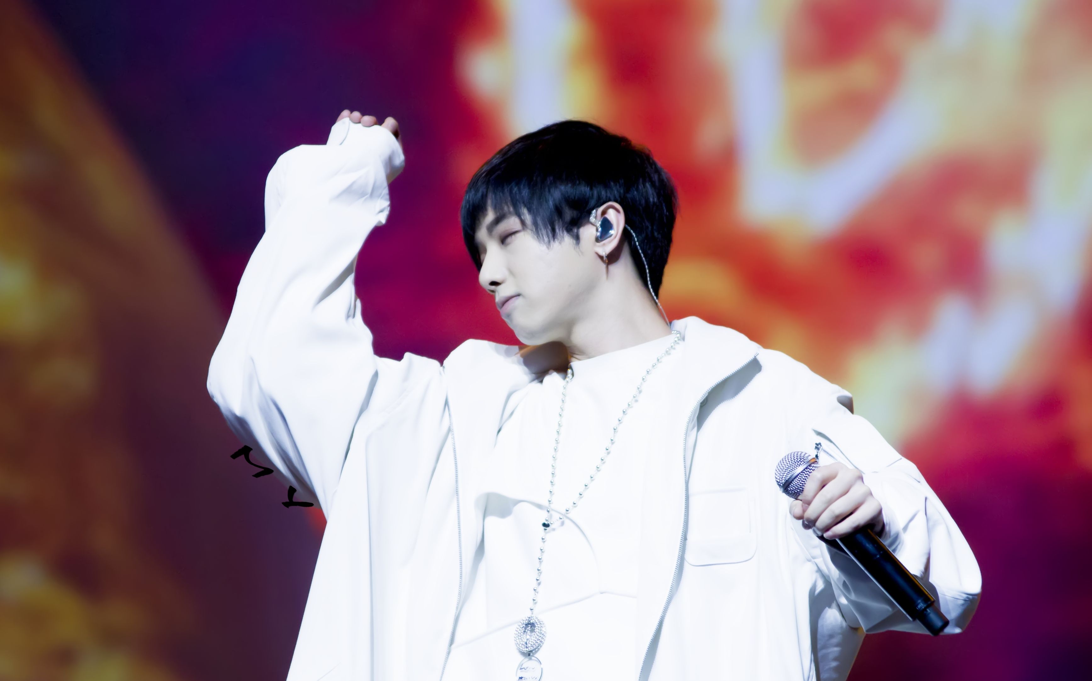 华晨宇 x 甜蜜蜜_哔哩哔哩 (゜-゜)つロ 干杯~-bilibili