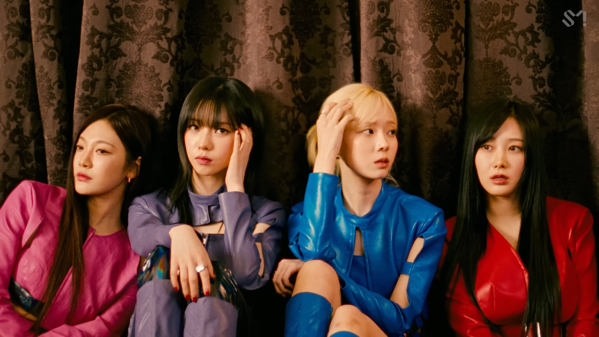 aespa -licorice .请选择你的英雄!