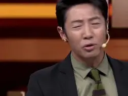 Tải video: 八旬院士登台演讲穿了双掉渣的鞋 自嘲“又出洋相了” 撒贝宁哽咽安慰：这不是洋相