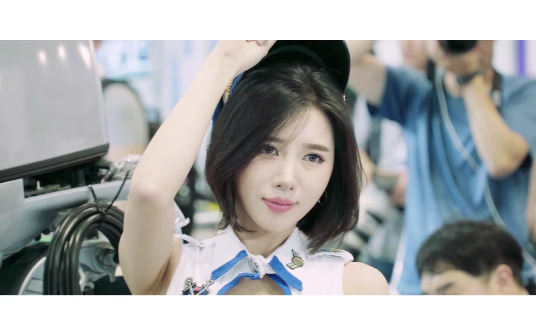 有一种恋爱感觉的美女车模 宋姝儿