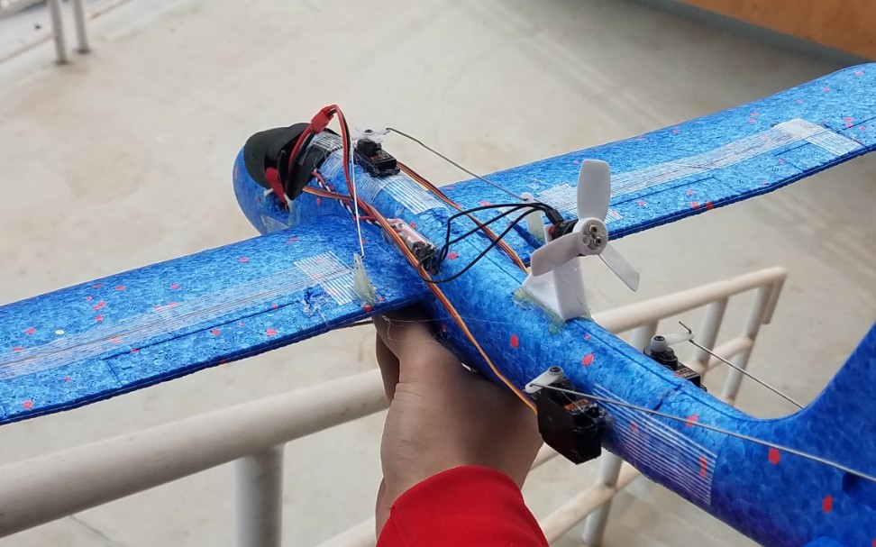 航模68cm手抛机改装实例