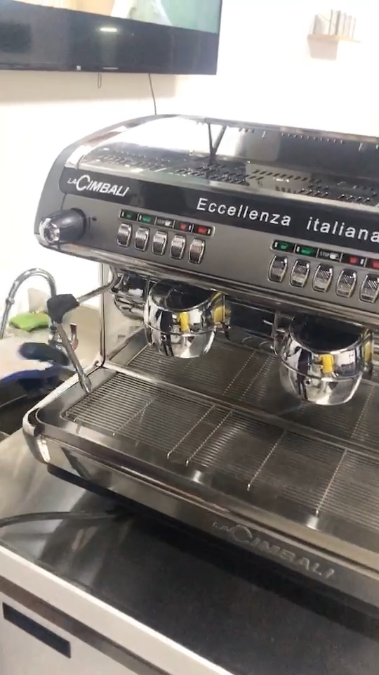 意大利进口金佰利m39商用半自动咖啡机到