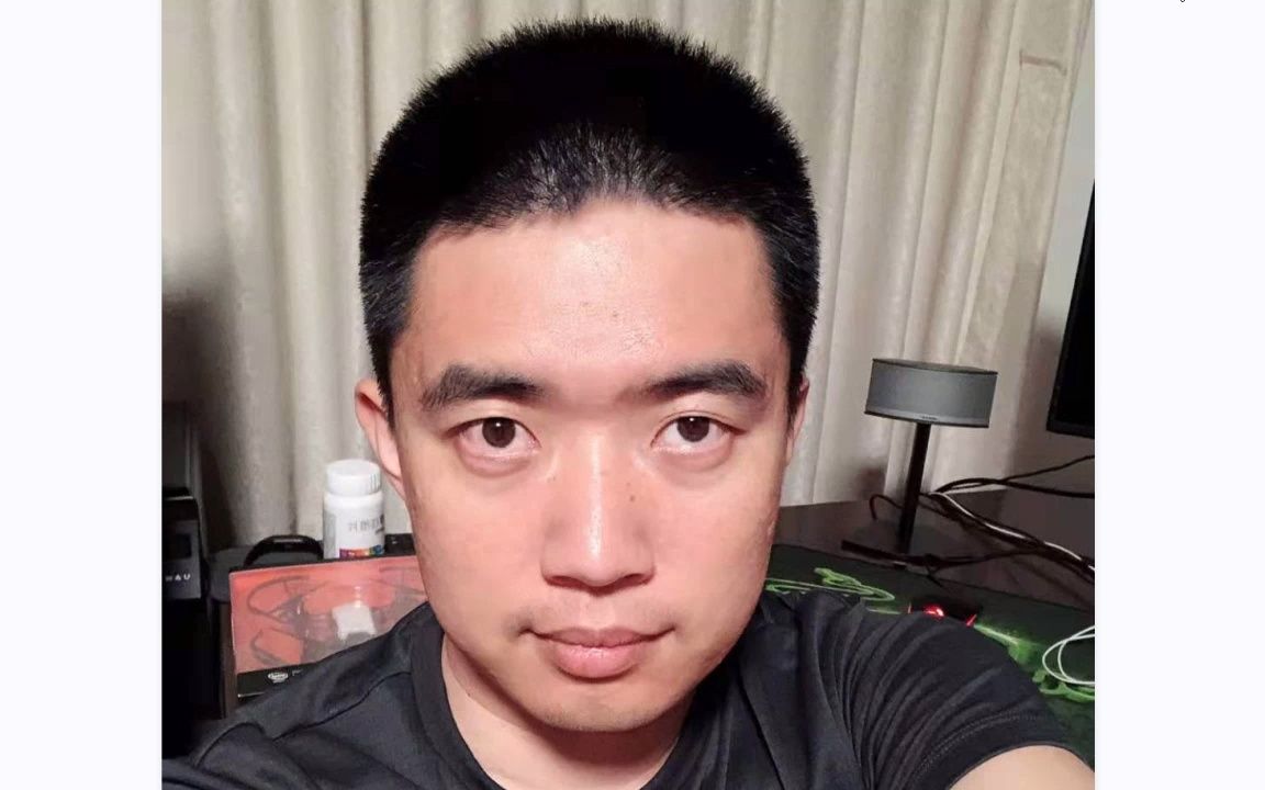 【李想】“超越用户的需求,打造最卓越的产品和服务”的价值观始终不变,成为万亿收入规模企业的长期战略目标始终不变,让我们无论多难都会持续坚持...