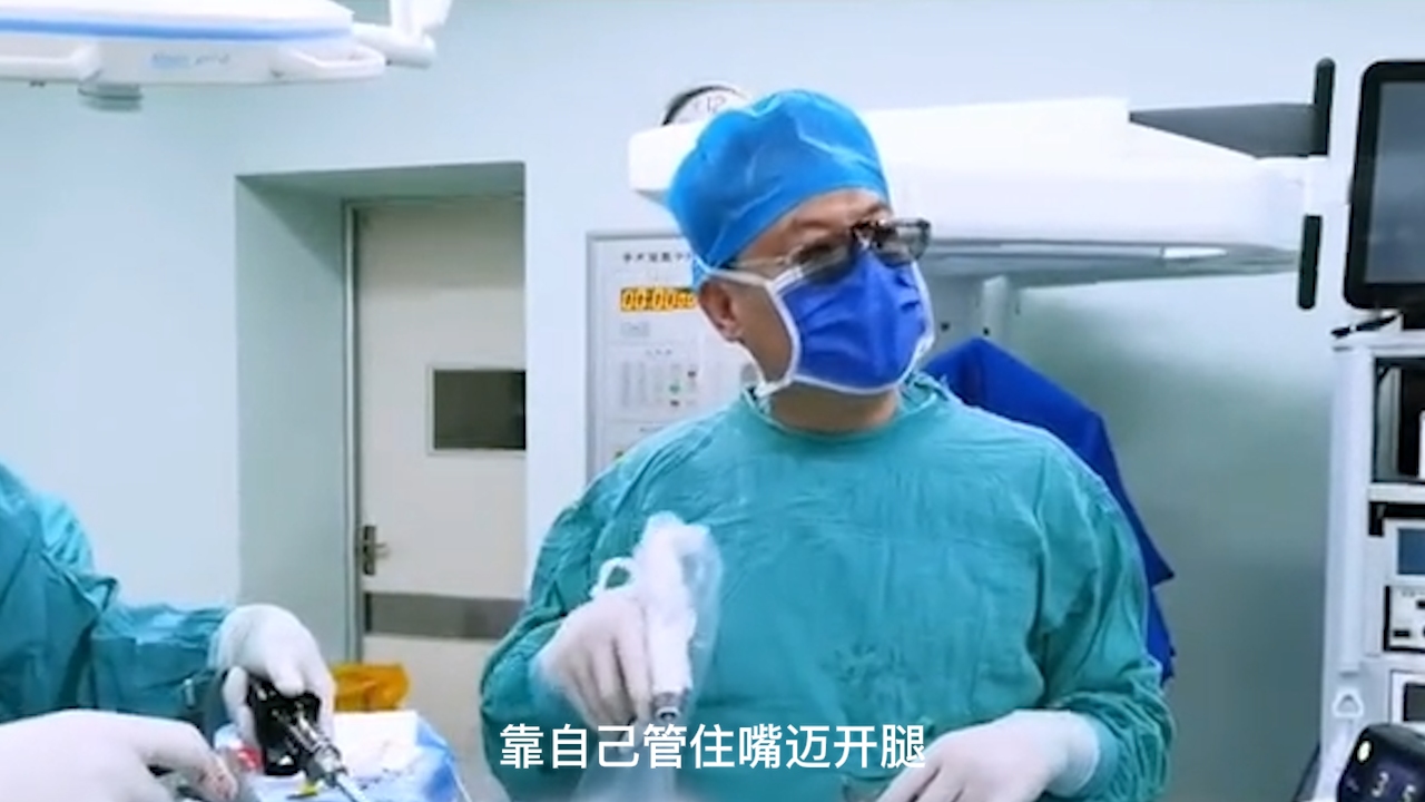 [图]女子做肠镜医生发现“肥胖的秘密”：你这种管住嘴迈开腿都没用！