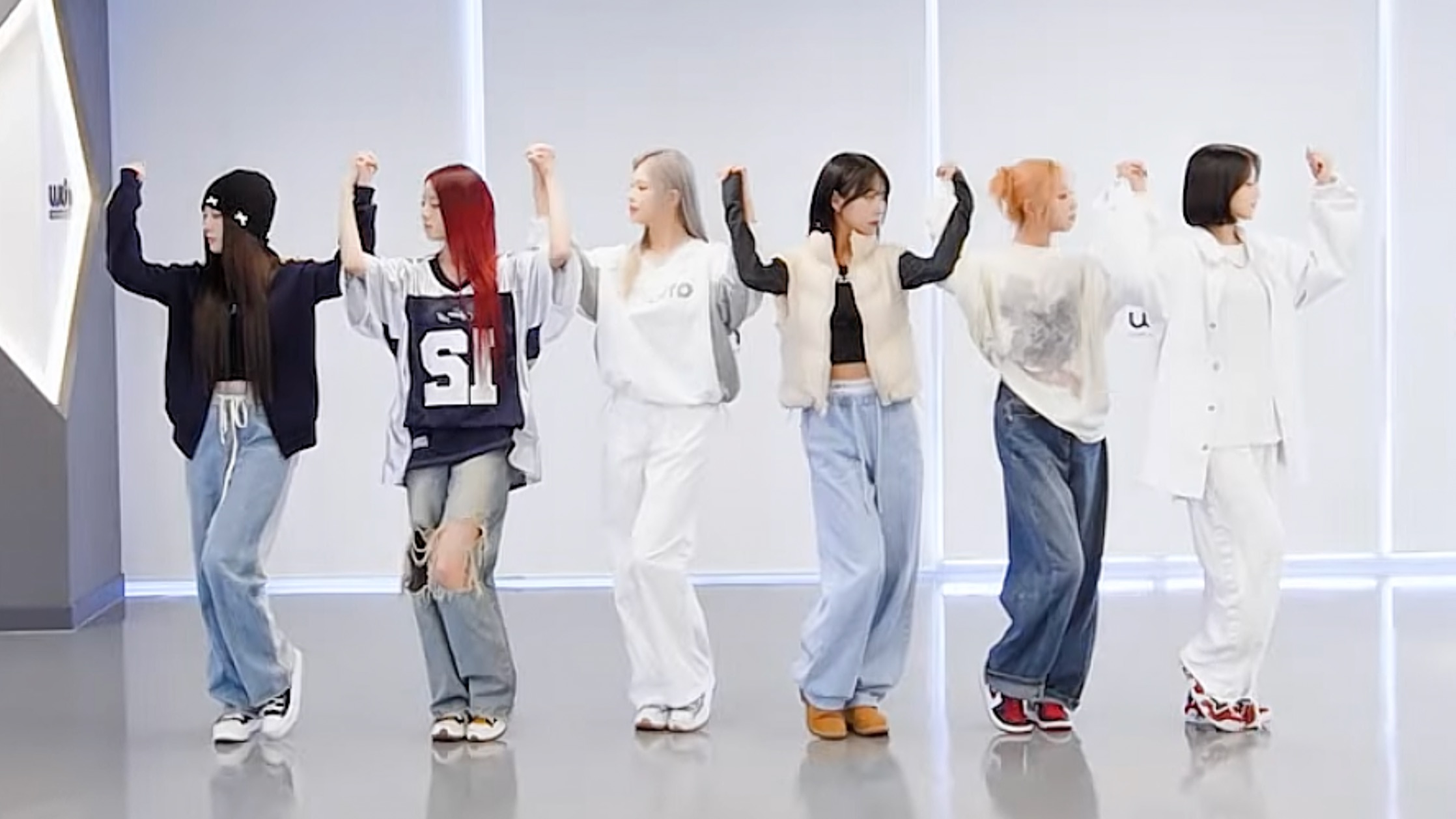 【4k镜面】purple kiss - bbb 练习室 分段循环 直拍 画放大 替音轨