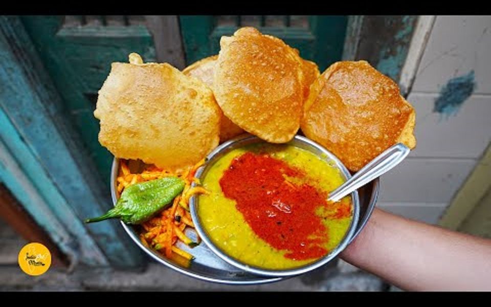 印度街头最常见的早餐,配料是真的多.