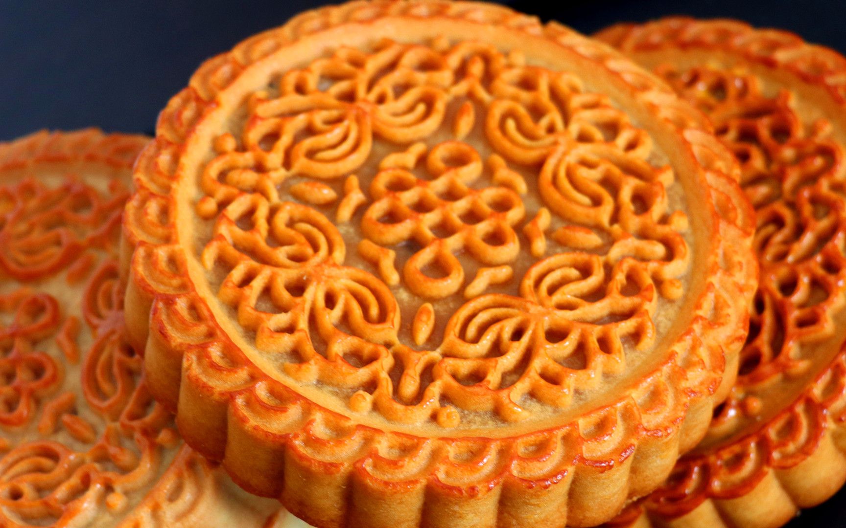 五仁大月饼南方人的月饼一个半斤重可以切着吃