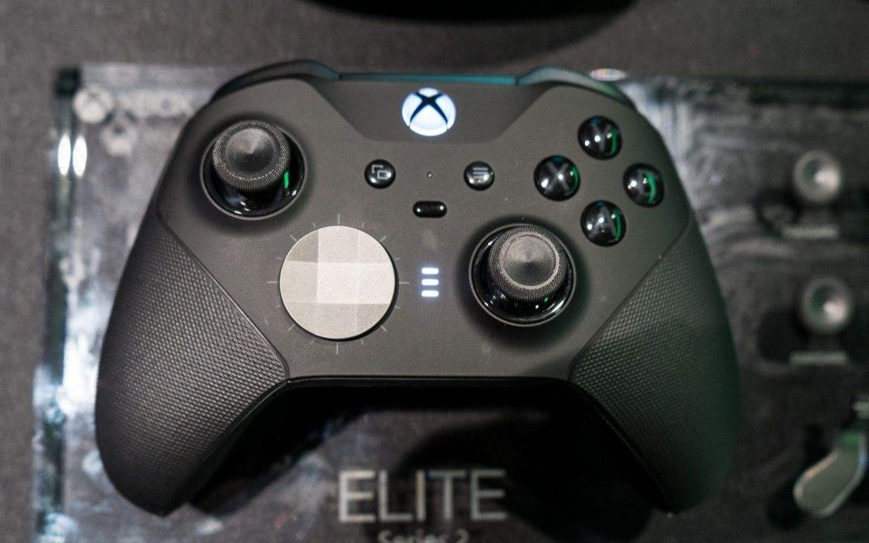 泰坦陨落2pc泰坦历险记13精英手柄二代真香真香