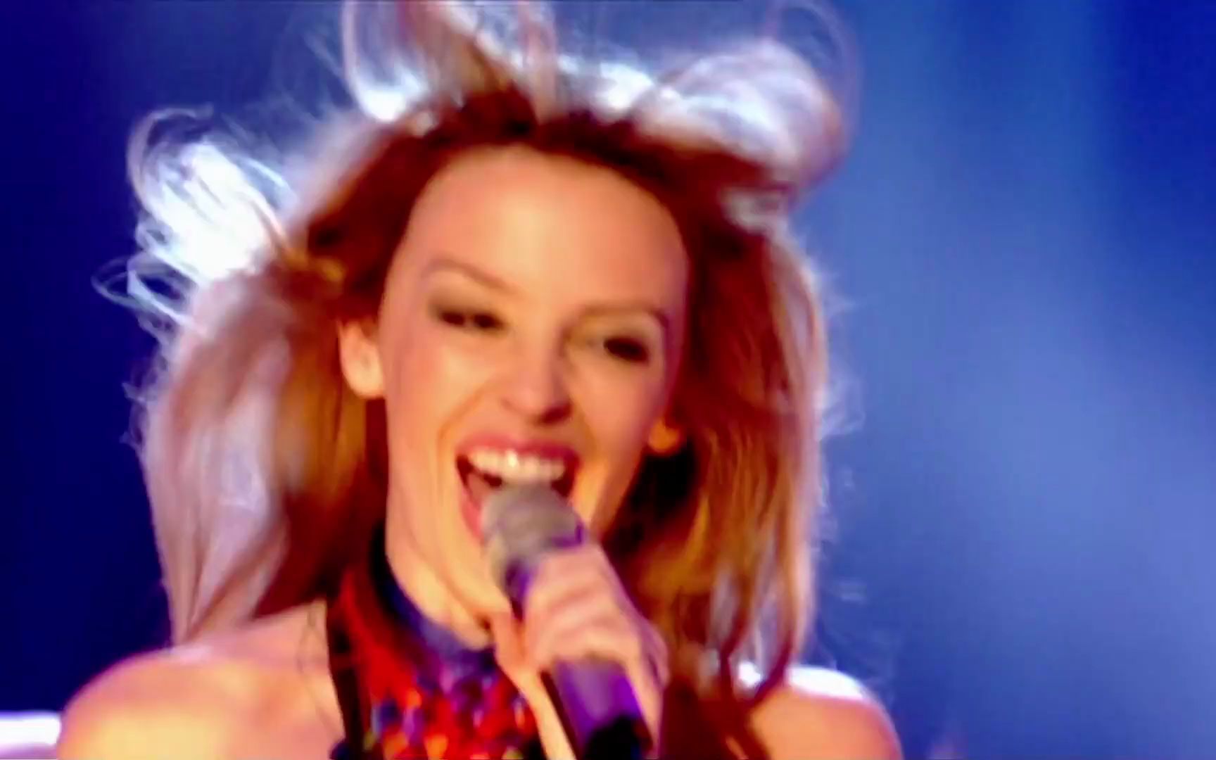 [图]【莉信你】Kylie Minogue - I Believe In You (Live 2004 TOTP)