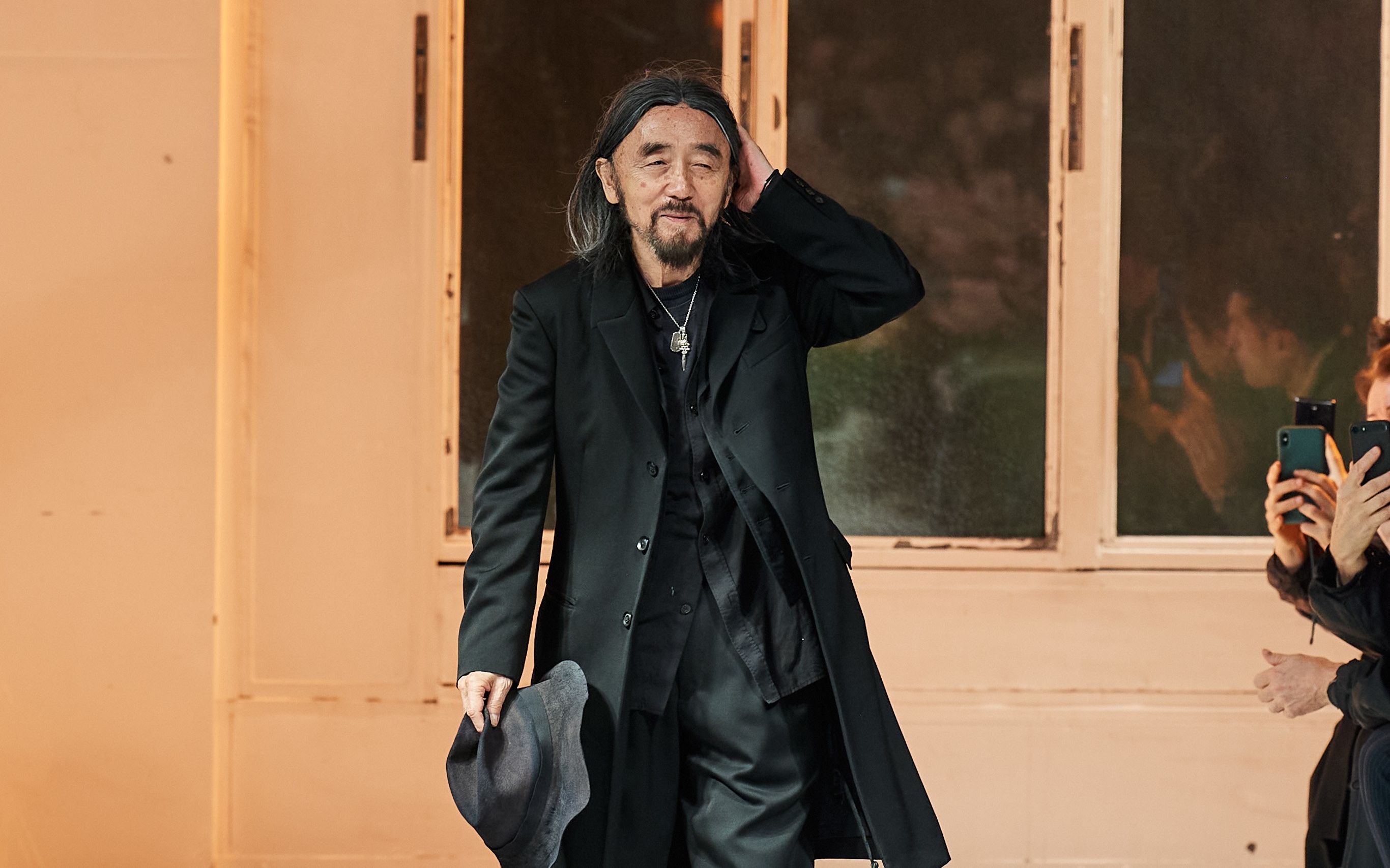 一分钟看完时装秀山本耀司yohjiyamamoto2020秋冬巴黎男装周
