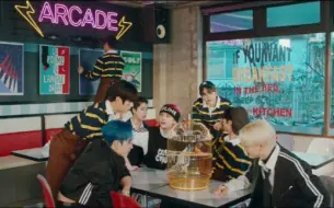 Download Video: 【Stray Kids】最新回归《MANIAC》MV+打歌舞台合集（更新至220318）