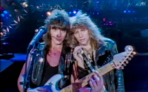 Télécharger la video: 【官方彩色版MV】Bon Jovi - Livin' On A Prayer