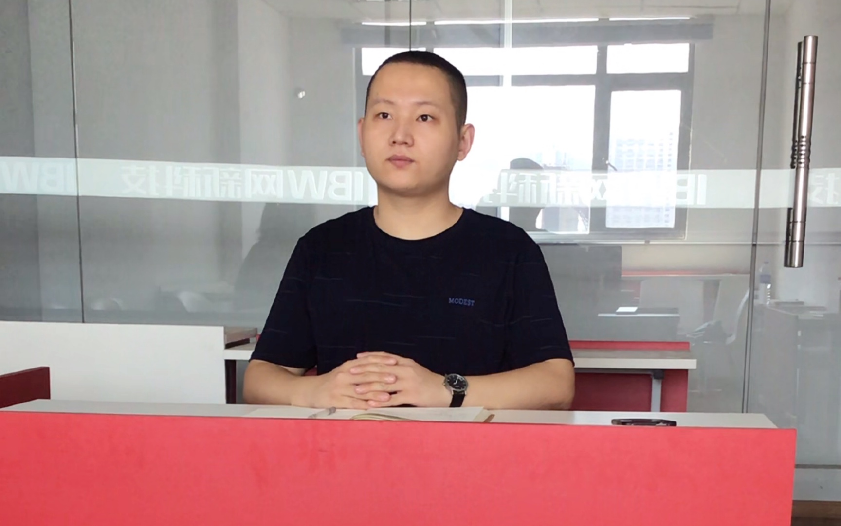 公务员事业单位结构化面试练习(如果您是考官,您给多少分?
