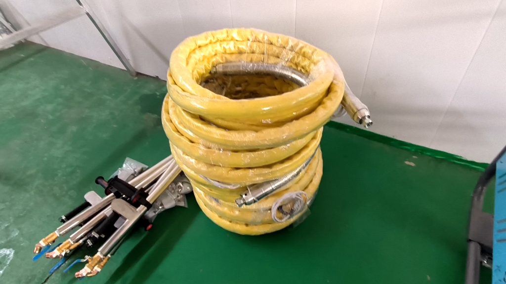 非固化橡胶沥青加热管 非固化喷涂防水加热管喷枪