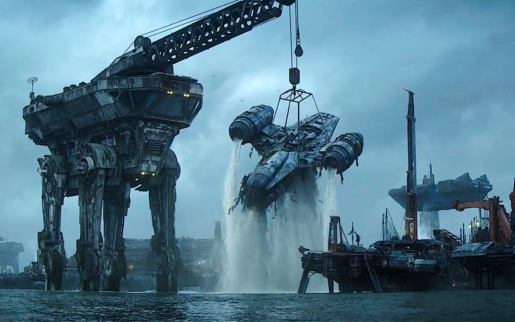 曼达洛人最倒霉的一天宇宙飞船故障坠海又遭章鱼人暗算