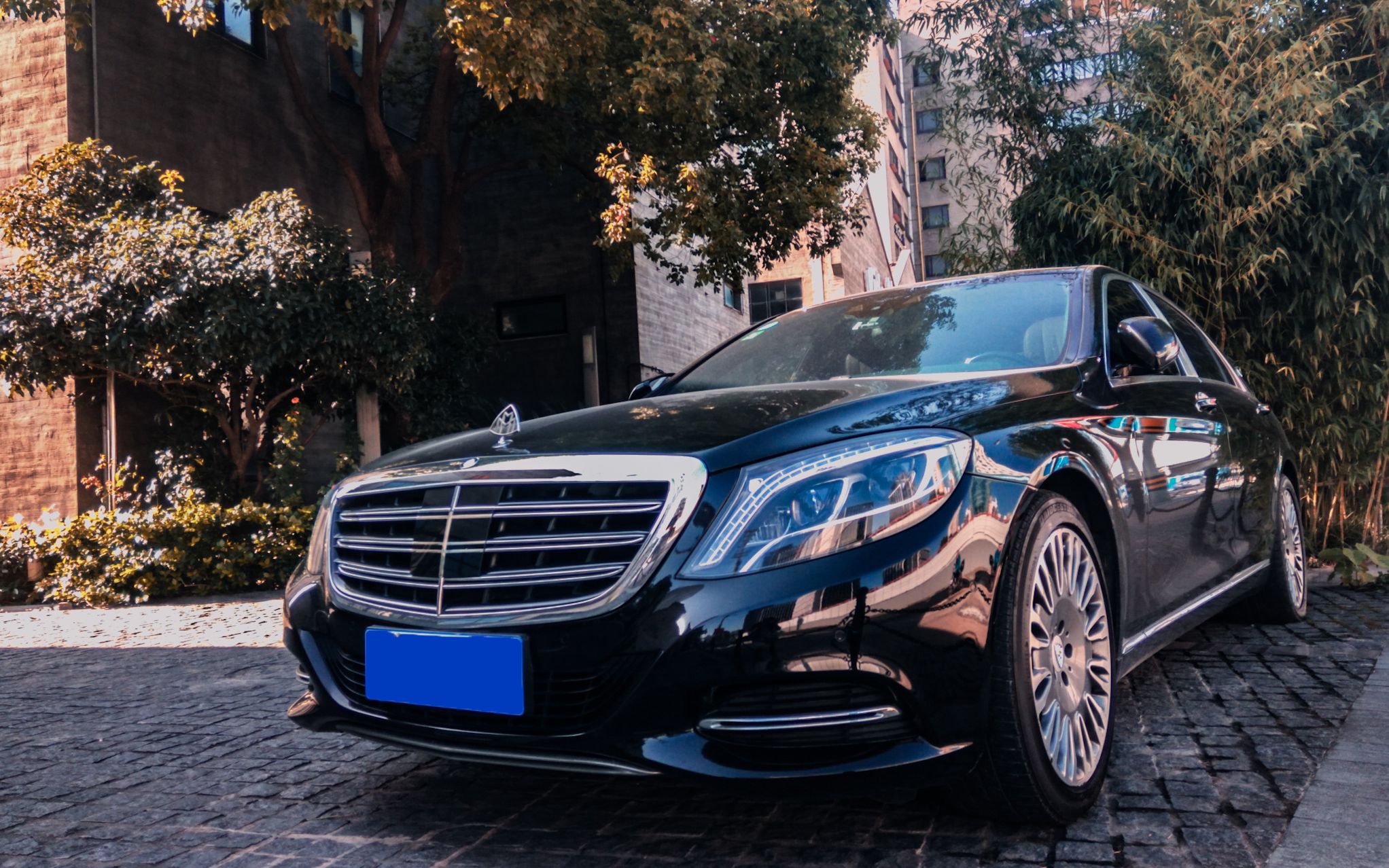 梅赛德斯奔驰-迈巴赫 s400l 4matic 随拍_哔哩哔哩 (゜-゜)つロ 干杯