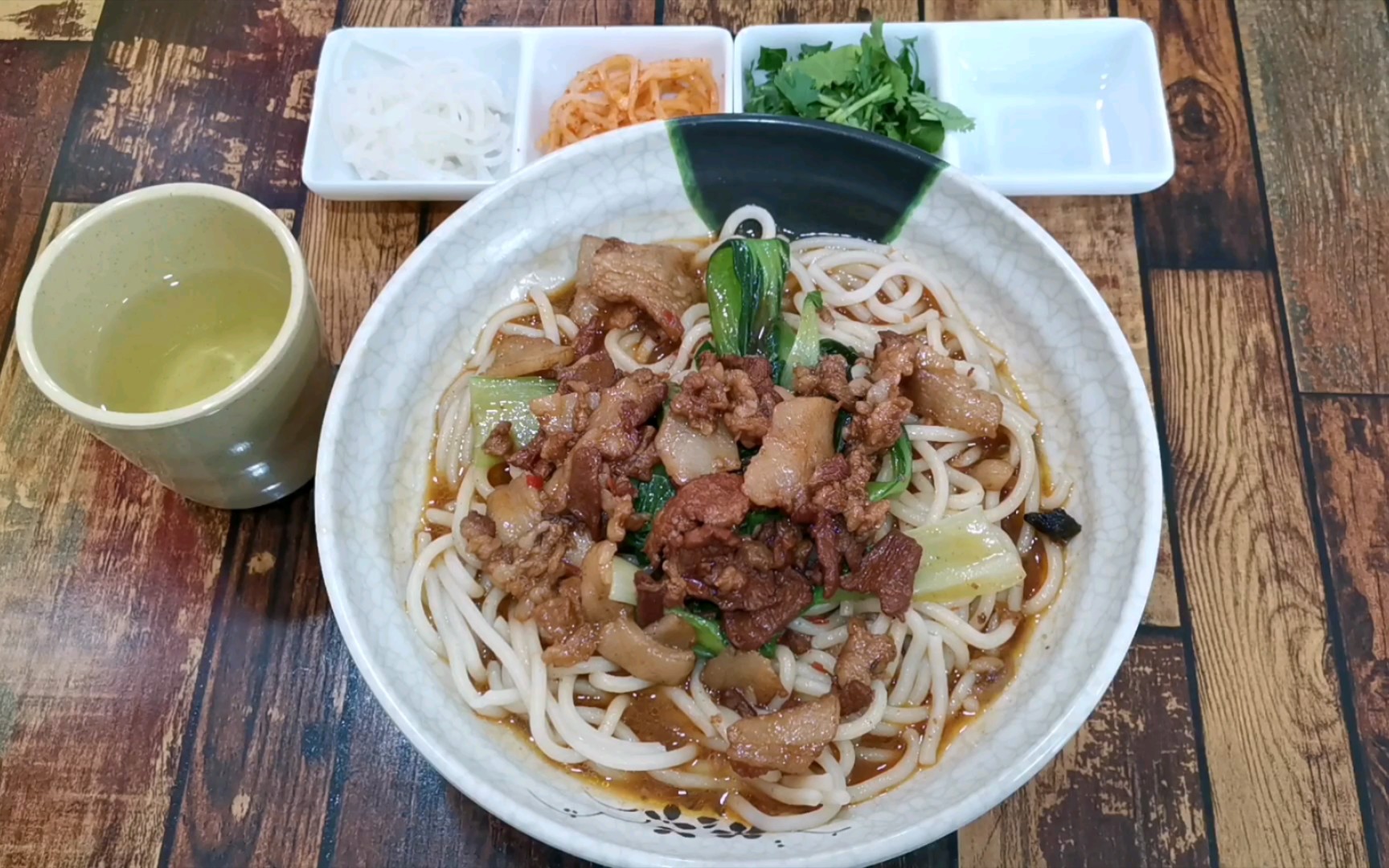 每日一食～炖肉饸饹(大)