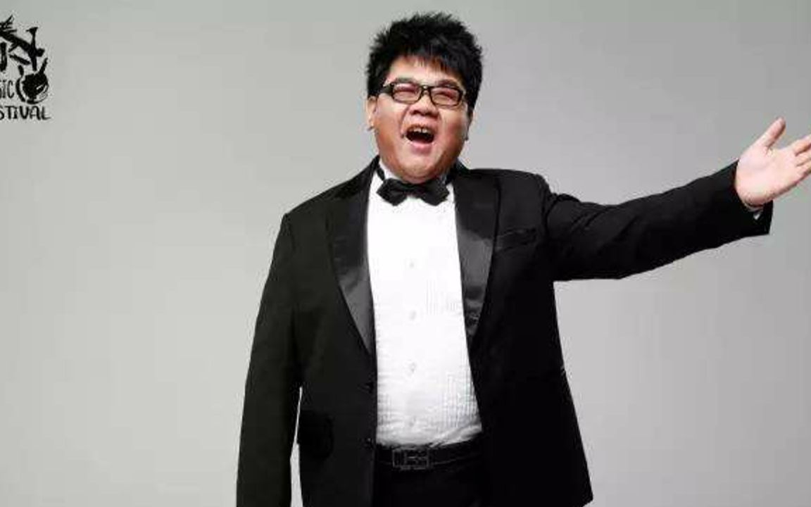 盲人歌手杨光刻苦训练搏击,格斗女王汪柯菡亲自训练!