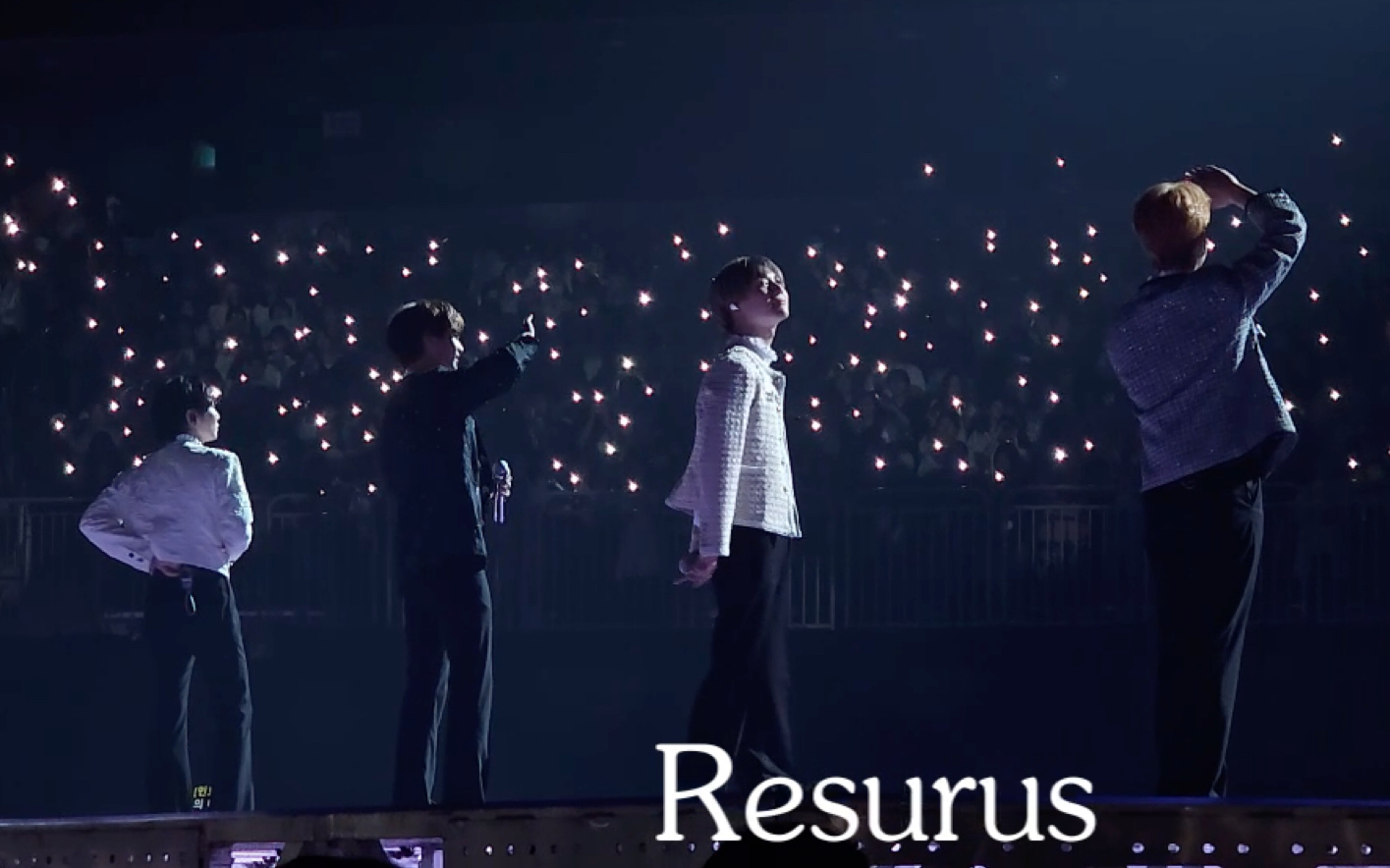 了一下让温流错过唱词的手机灯海 再现 shinee演唱会240526 崔珉豪 金