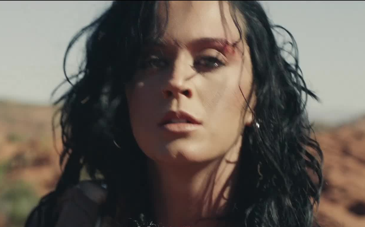 [图]【Katy Perry】RISE（MV汉英特效字幕）