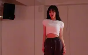 Скачать видео: 【woo!ah!】NANA权娜妍 211212 Tiktok Dance