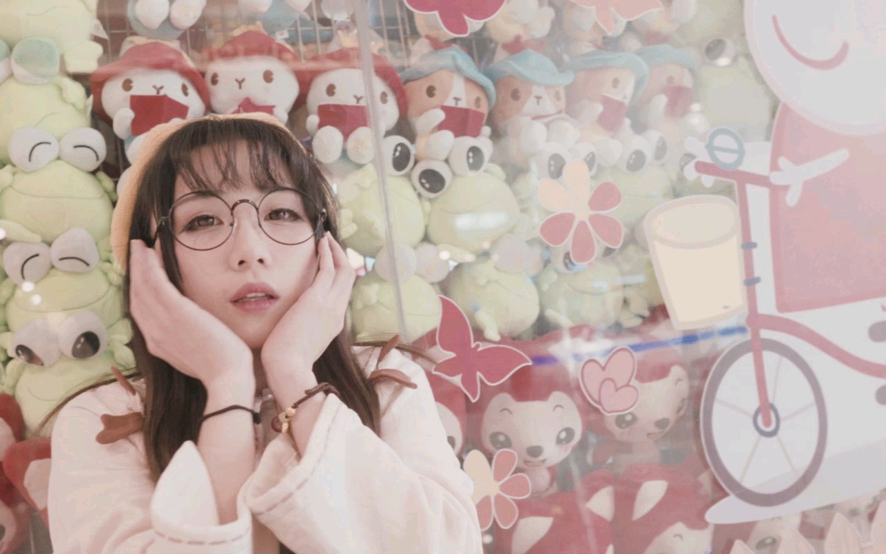 圣诞逛街捡到一只野生萌爱moi_哔哩哔哩 (゜-゜)つロ 干杯~-bilibili