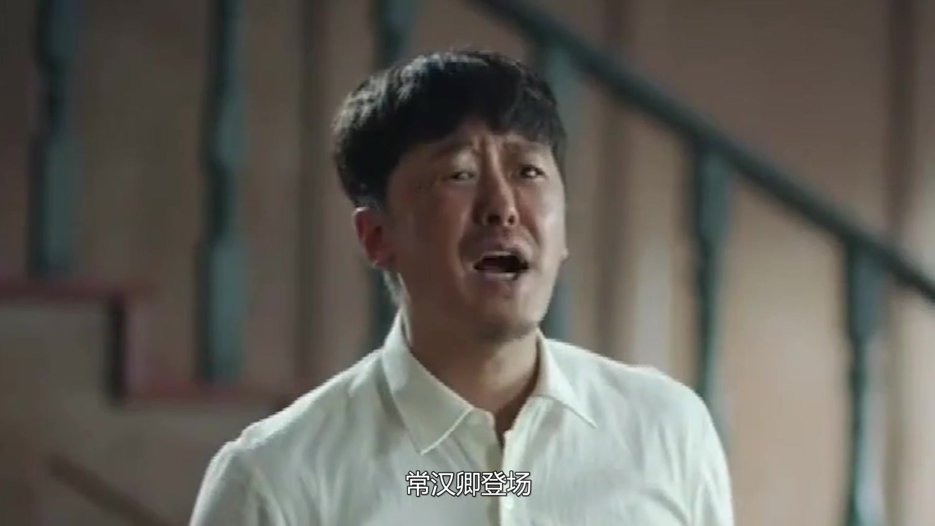 奔腾年代:周铁锤强势上线!意外与白曼宁同房,曼宁终于如愿以偿!