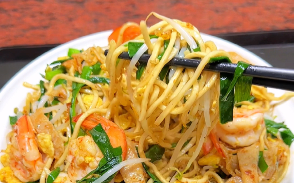 我妈做的沙茶炒面真的绝了!我能吃一辈子!