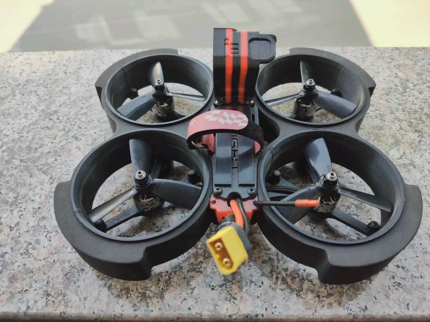 打算组装台6s的3寸涵道机挂黑狗7,4s动力太肉.各位大神推荐一下动力.