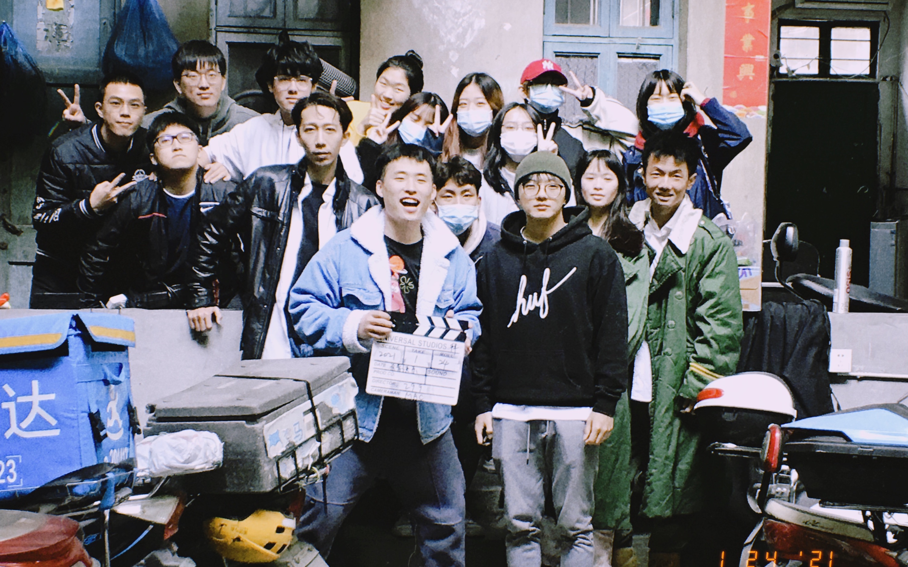  拜>剧组杀青快乐