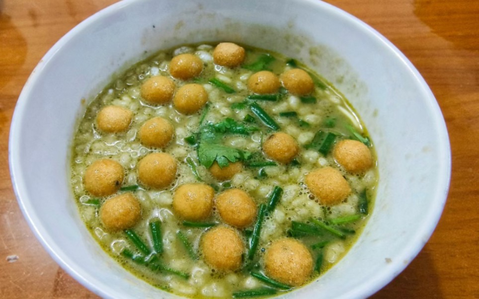 广西油茶,还有一些风味小吃,都是特色哦