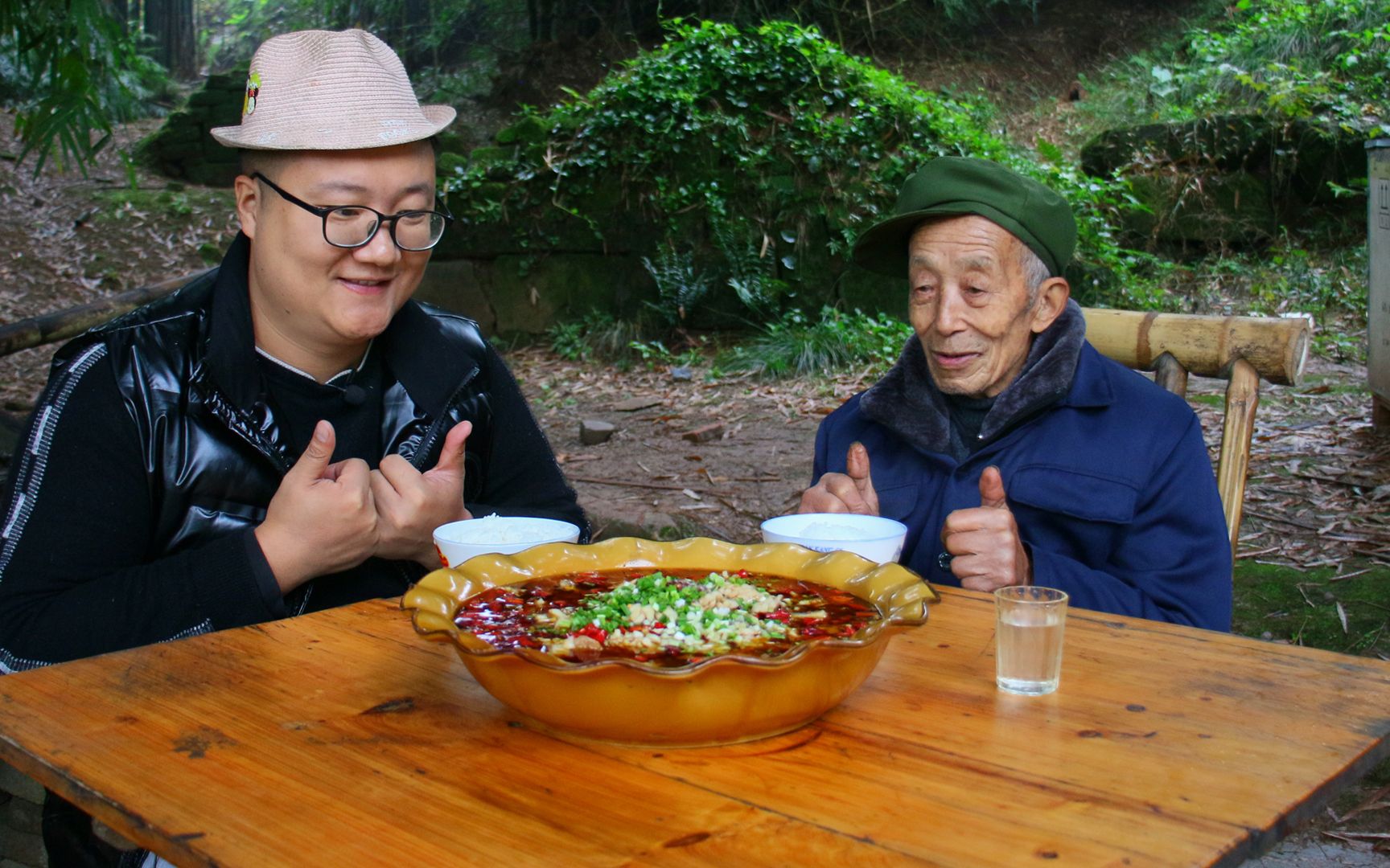 乌鱼这样做才爽,秘制“水煮乌鱼花”麻辣爽口,食欲大开哔哩哔哩bilibili