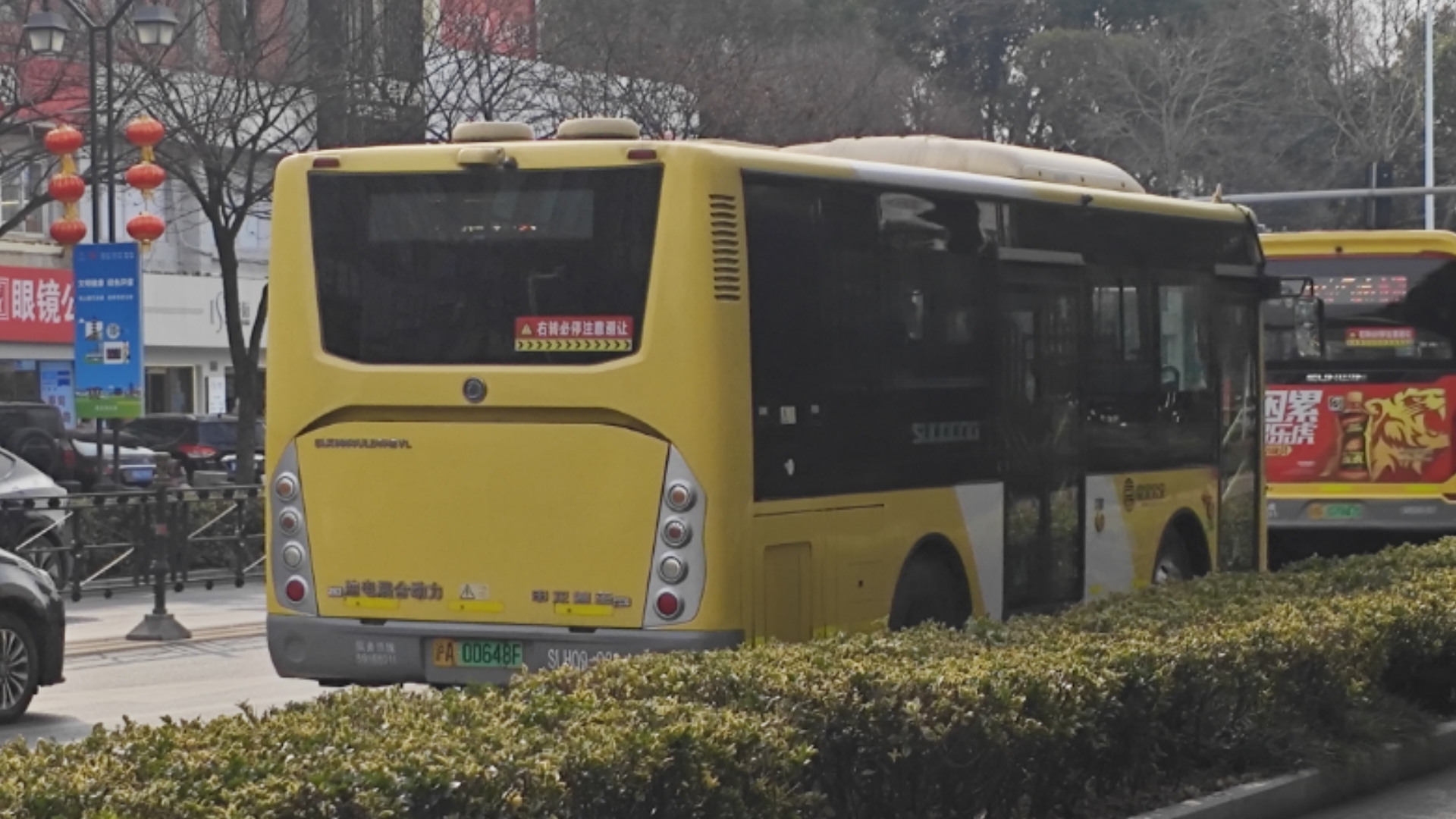 上海公交/嘉定公交嘉泰线 slk6859uld5hevl1车型运行实录