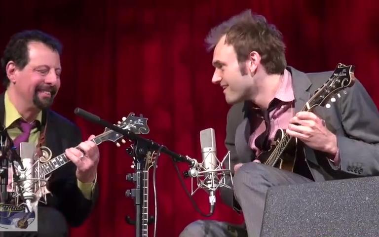 [图]【曼陀铃】大师二重奏Mike Marshall & Chris Thile Wintergrass 2013