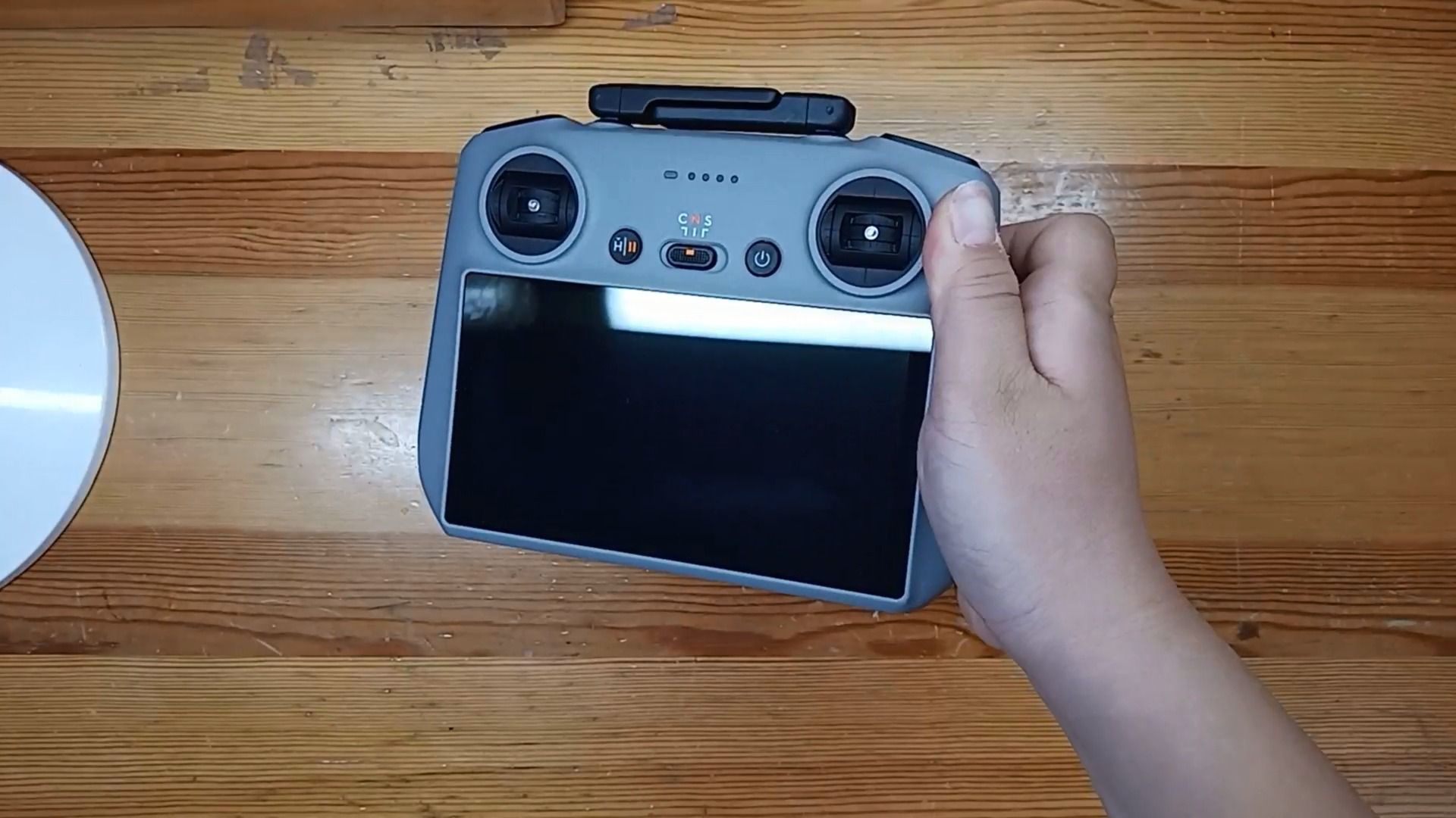 大疆mini 4 pro 带屏遥控器贴膜——纯享版-老师好--我叫何同学-老师